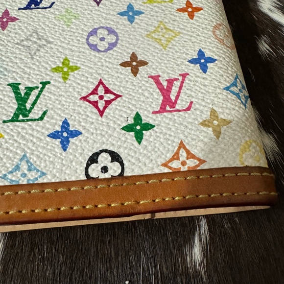 Louis Vuitton Murakami Multicolor Agenda PM Excellent Condition w/box & dust bag - Picture 4 of 16
